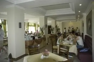 Hotell Prestige & 3*