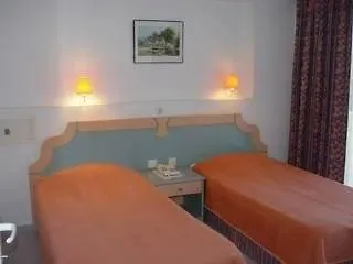 Hotell Prestige & 3*